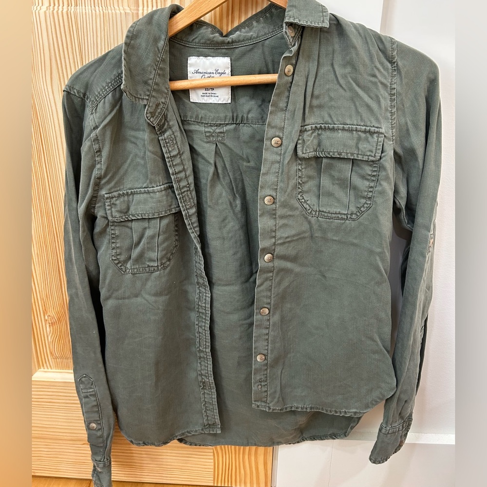 Green chambray button up - American Eagle